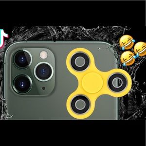 Meet your Posher, Aaron